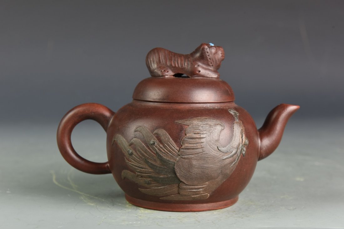 Chinese Yixing Teapot: Chinese Yixing Teapot, MOB, Zhou Guizheng. 7 X 4 1/2