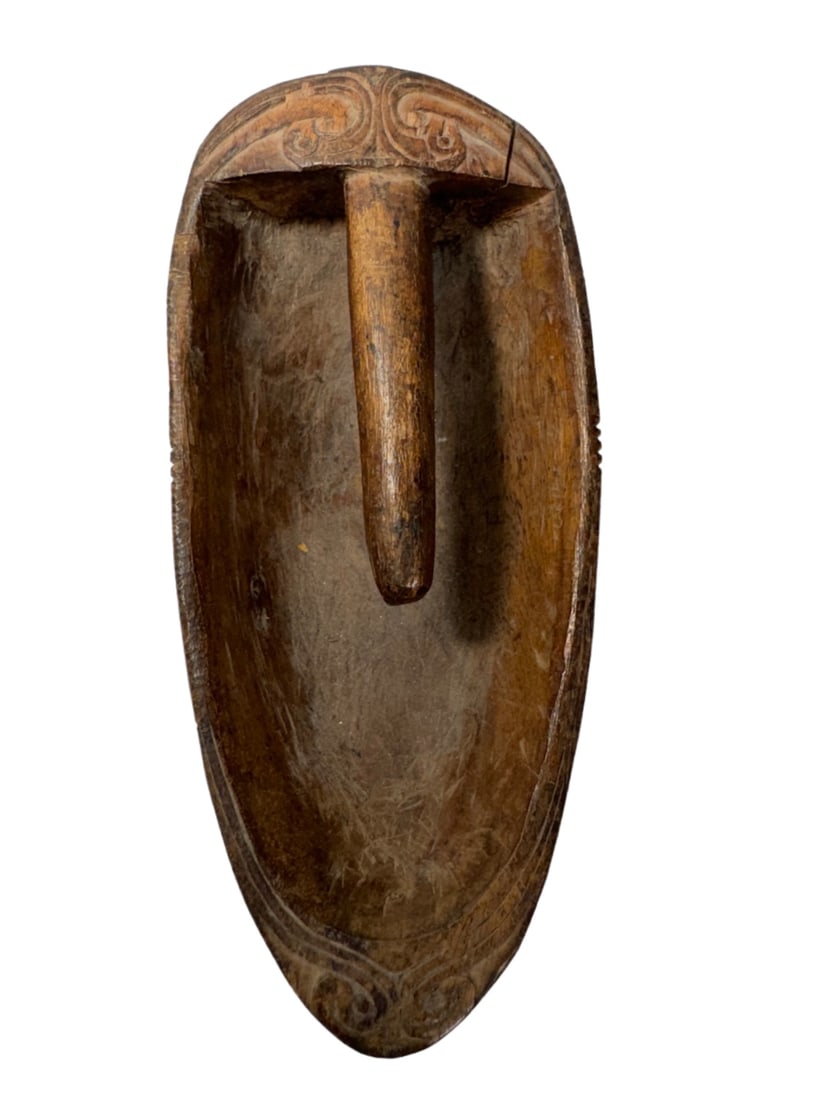 Trobriand Wood Canoe Bailer, Okabulula Village, Kitava Island, PNG (1 of 5)