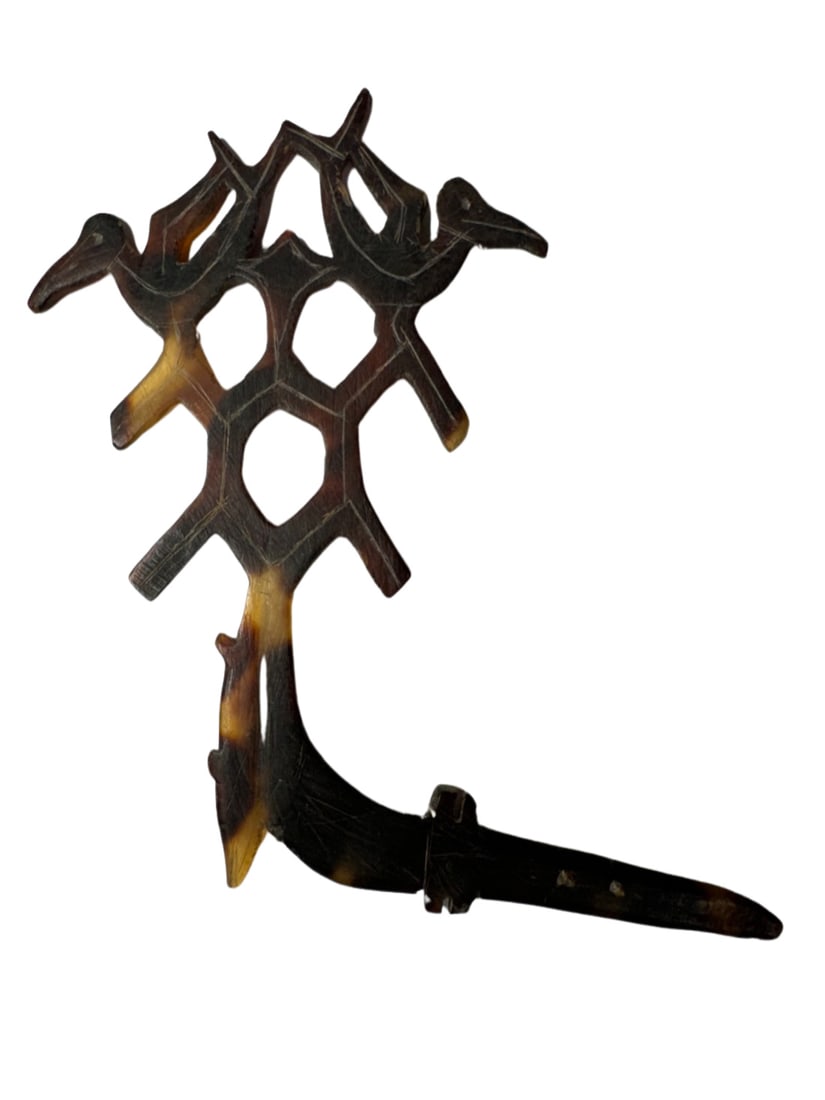 Solomon Islands Tortoise Shell Nose Ornament, Nataghera Village, Santa Ana Island (1 of 4)