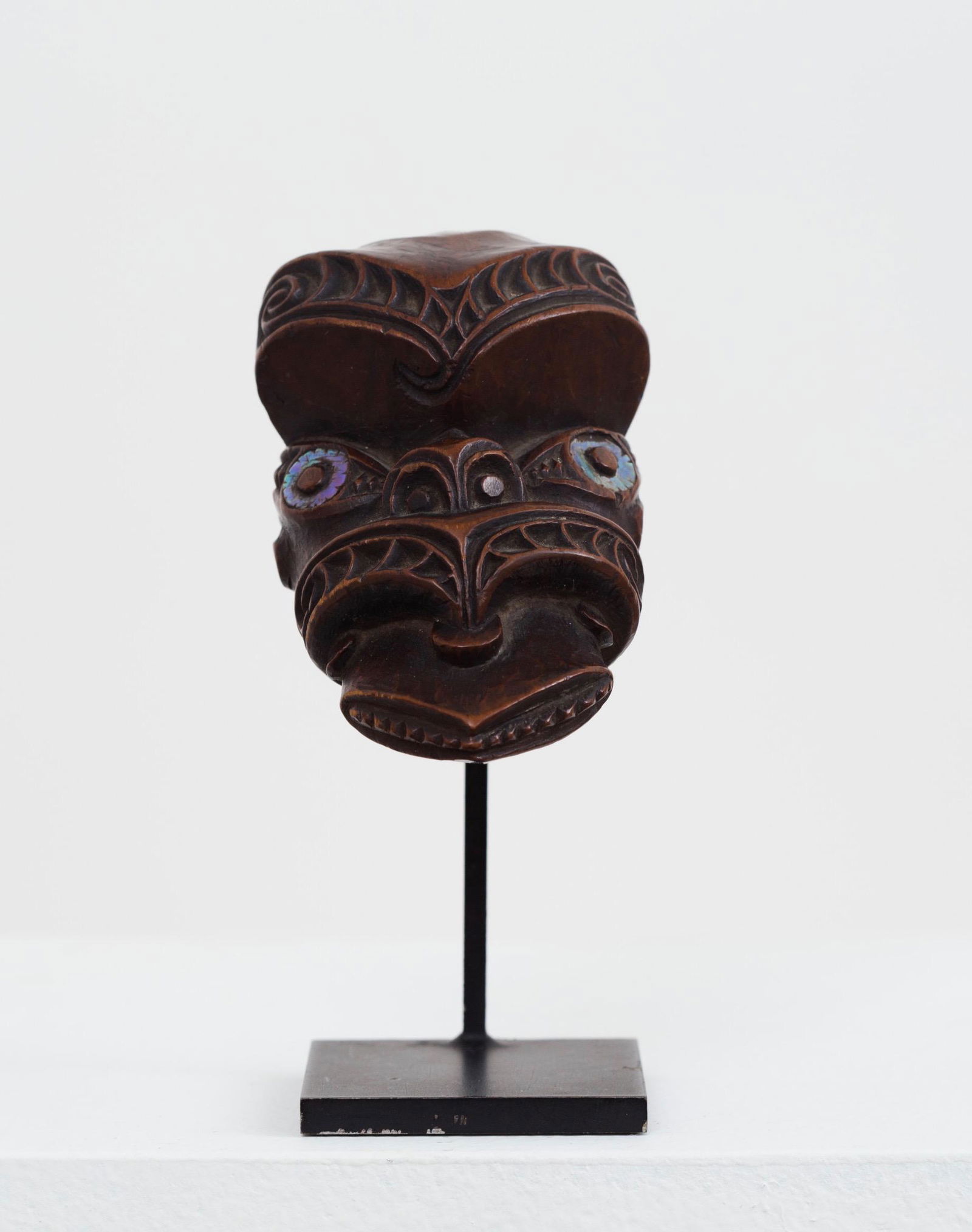 Maori Treasure | Feather Box Carving, circa 1850 (1 of 5)