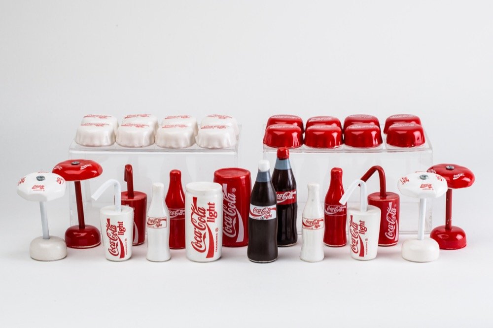 Coca-Cola Brand Chess Set, Ceramic and Metal, 1988 (1 of 2)