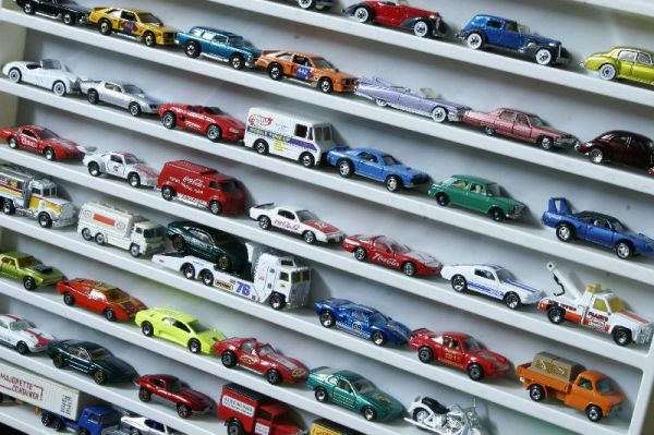 3001 DISPLAY LOADED W/ 53 MOSTLY MATCHBOX DIECAST - 2