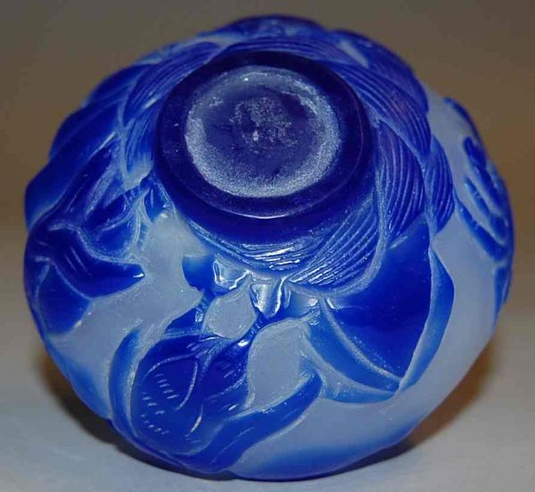 PEKING CAMEO GLASS BOWL - 6