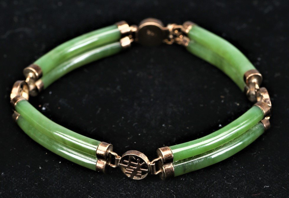 14k Gold Jade Bracelet (1 of 4)
