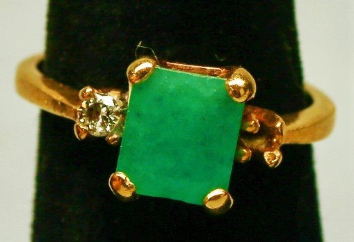 14k Gold & Emerald Ring. (1 of 4)