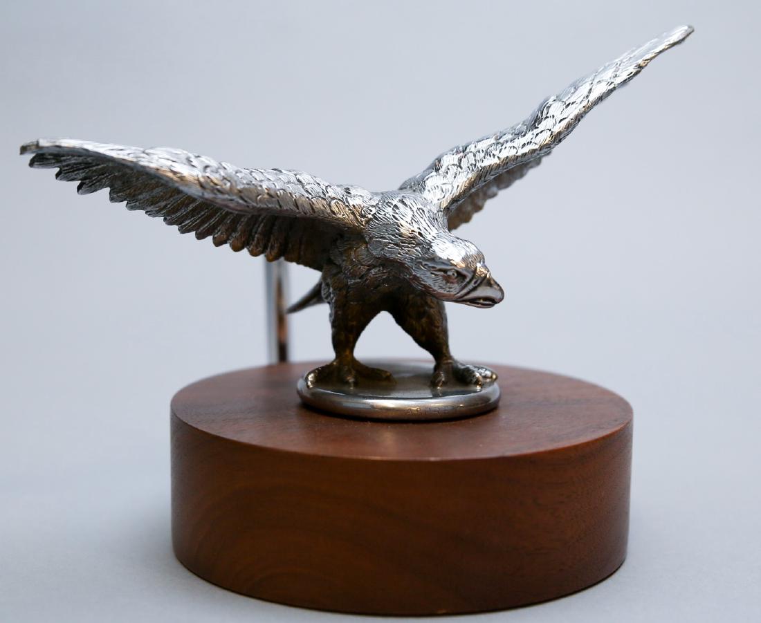 Eagle with Flag Holder Car Mascot (1 of 3)