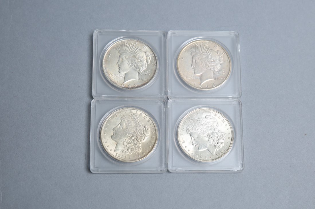 Lot Of 4 Morgan & Peace Silver Dollars (1 of 2)