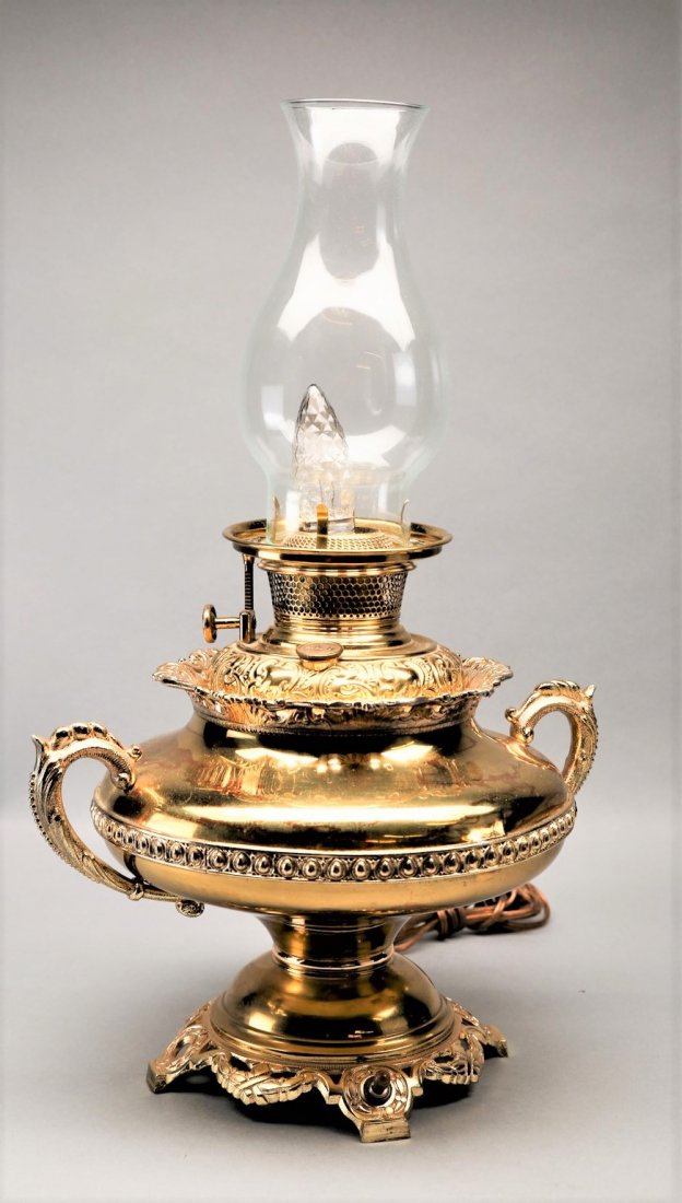 Bradley & Hubbard Lamp (1 of 2)