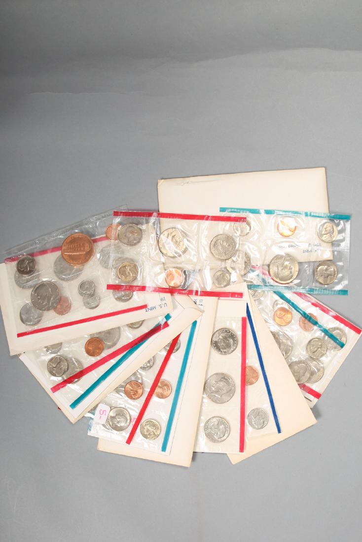 Lot of  6 United States Uncirculated Mint Set (1 of 2)