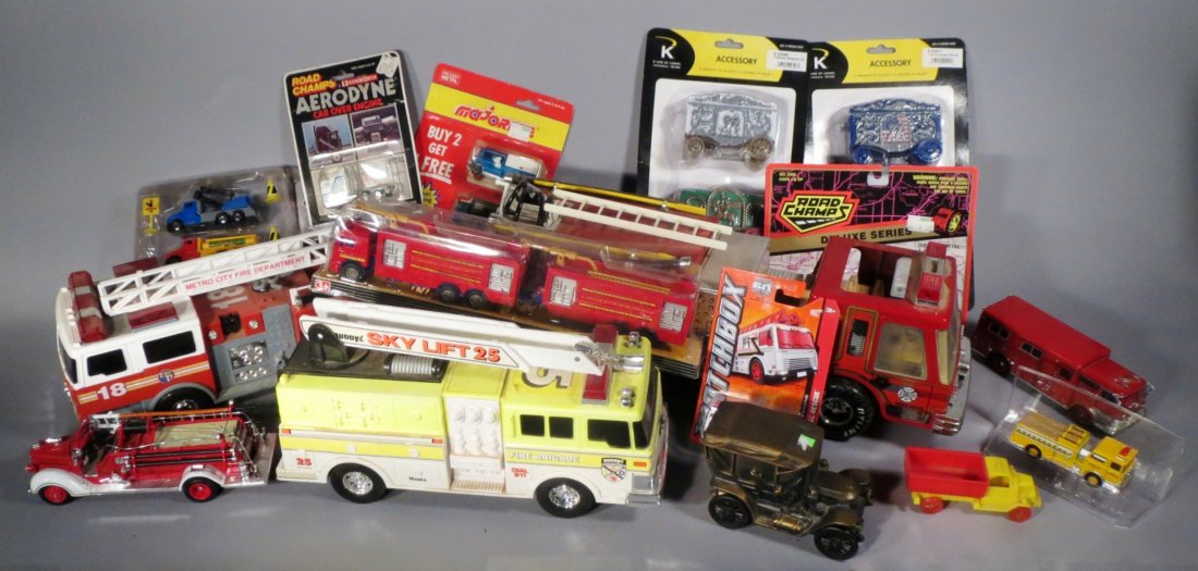 Large Lot Misc Fire Trucks and More (1 of 4)