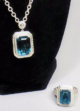 Beautiful Sterling Deep Blue Stone Necklace & Ring (1 of 9)
