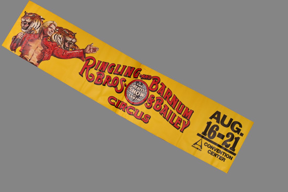 LARGE Ringling  Bros & Barnum & Bailey Circus (1 of 1)