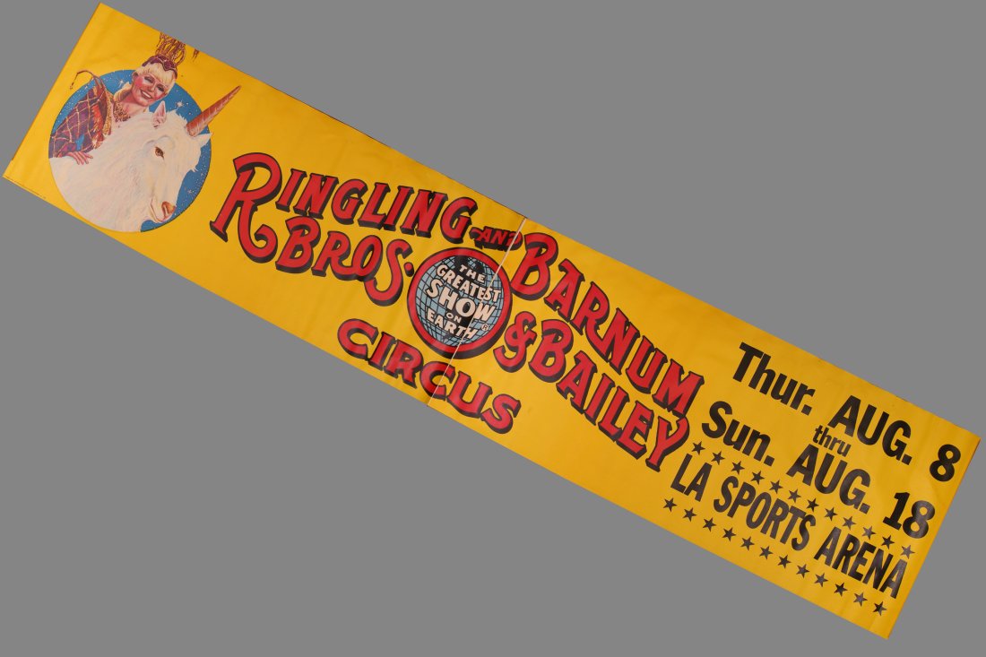 LARGE Ringling  Bros & Barnum & Bailey Circus Unicorn (1 of 1)