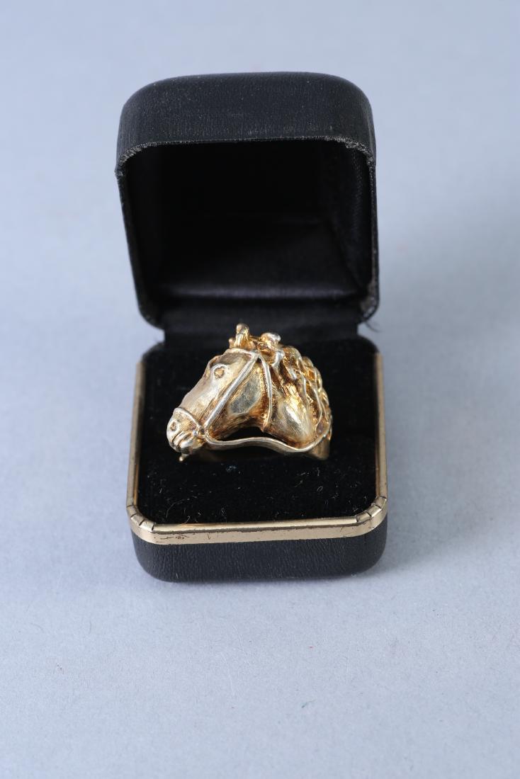 Large Horse Head Vintage Designer Sterling Ring (1 of 4)
