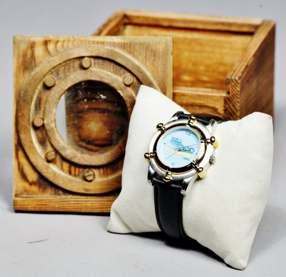 Disney's Finding Nemo Submarine Cast Watch NIB (1 of 9)