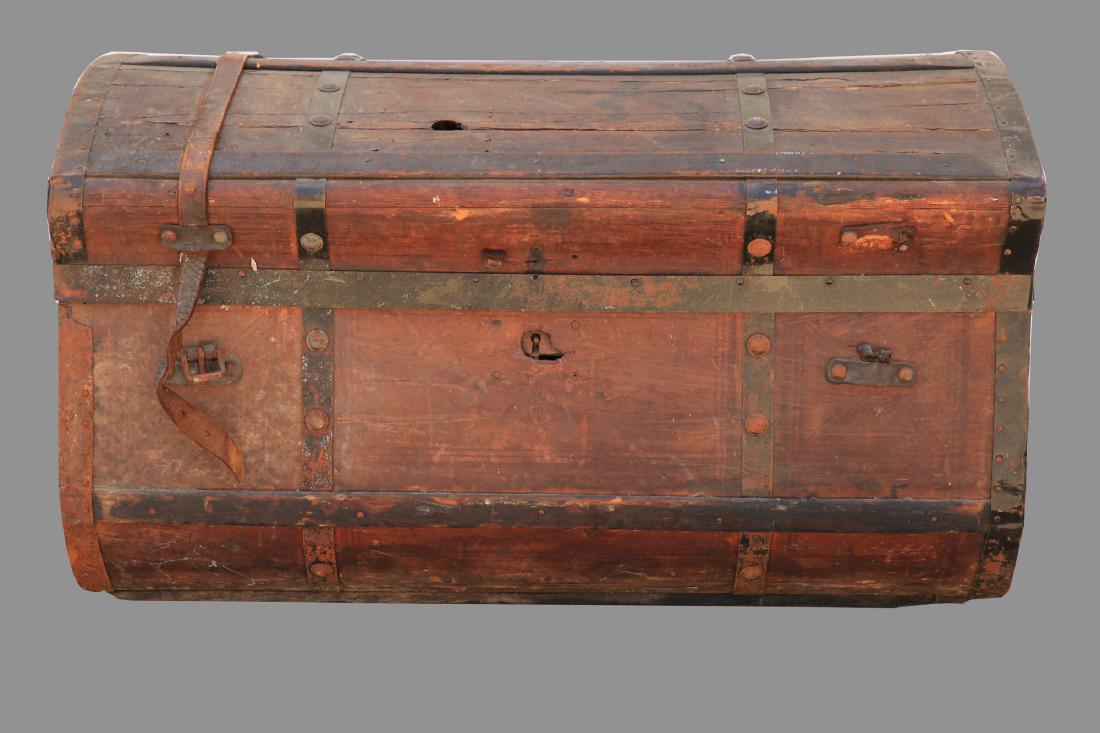 Antique Trunk Pirates Chest.: Antique trunk, unique dome shape. Wood with metal and retains some of the leather straps. Lock is missing, piece is in fair condition with lots of wear, but that is what gives the piece character!Heig