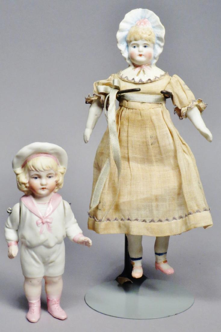 c1880 German Bisque Hertwig Dolls, Molded Hats (1 of 6)