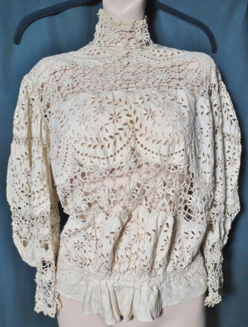 Victorian top w Cinched waist & ruffle neckline (1 of 8)