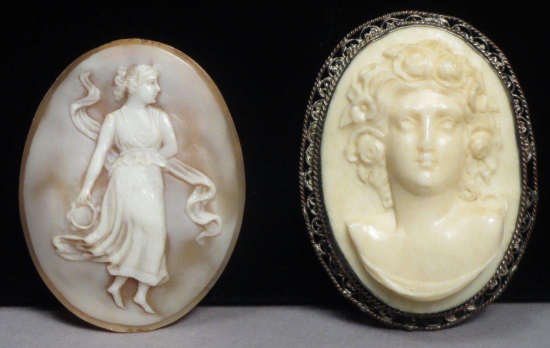 Antique Pair of Cameos, 900 Silver Victorian: Great lot of antique cameos. One is carved in what appears to be bone set in a 900 silver filigree frame, marked on bale. One is loose full figural woman holding a tambourine, Goddess of the dance Ter