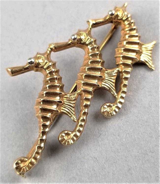 14k Solid Gold 3 Seahorse Pin (1 of 2)