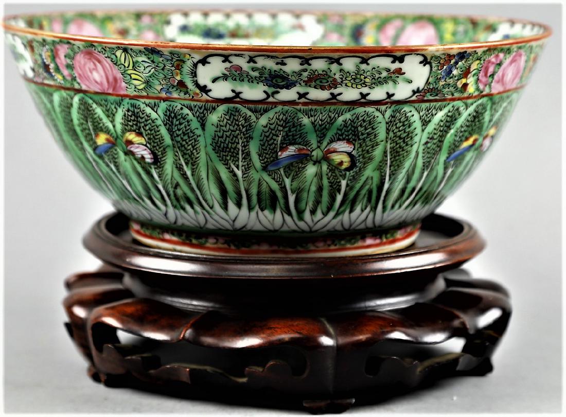 Chinese Export, Famille Rose Cabbage Leaf, Butterfly (1 of 7)