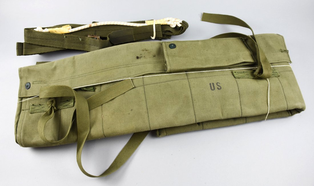 Pair Vintage New Old Stock Paratrooper Rifle Cases: Never used pair of new old stock paratrooper rifle cases. One comes in it's original plastic wrapping and is sealed.