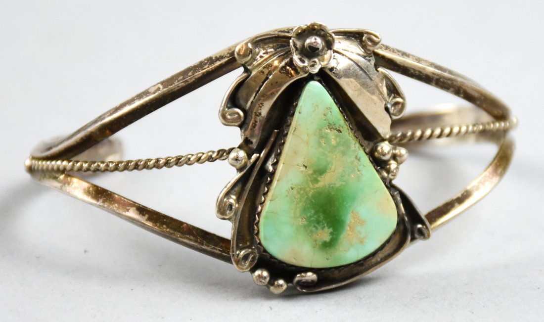 Vintage Navajo Silver Cuff Bracelet (1 of 3)