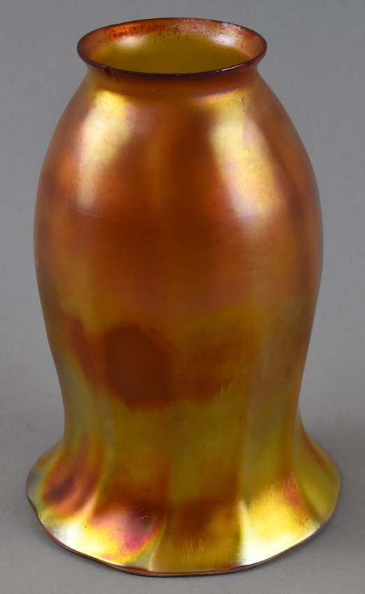 Attrib Steuben, Tall Ribbed Iridescent Glass Shade (1 of 8)