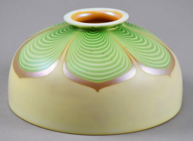 Attrib Quezal, Steuben Domed Pulled Feather Glass Shade (1 of 7)