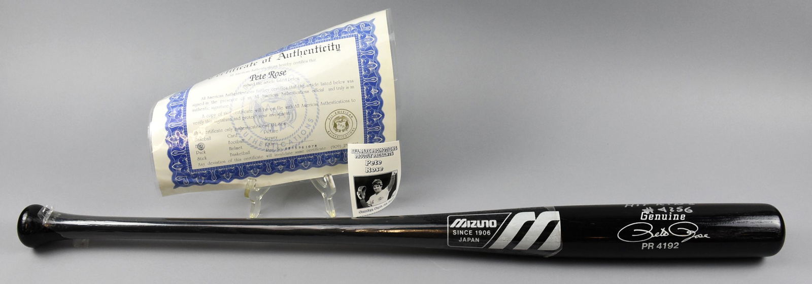 Genuine Pete Rose Autographed Mizuno Baseball Bat COA: This genuine Pete Rose PR 4192 was signed by "Charlie Hustle" himself. Rose is an all-time leader in many categories, but is most known for his lifetime ban into the Hall of Fame. Fans around the glob