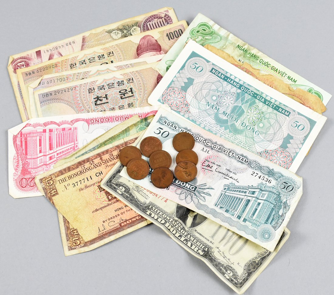 1928 D Red Seal 2 Dollars, Foreign Currency, Wheat penn (1 of 3)