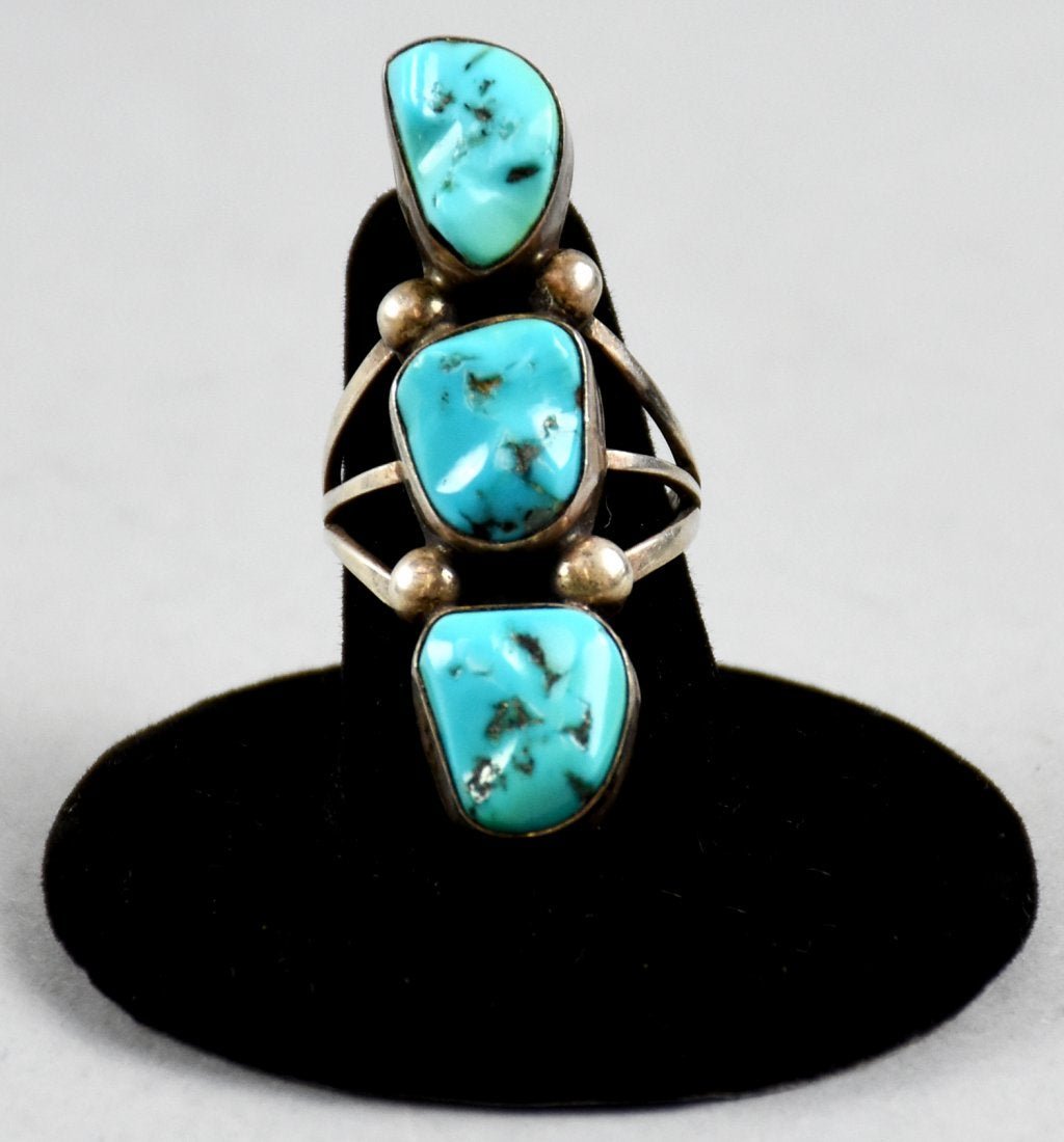 Vintage Jane Yikaazba Popovich Navajo Sterling Ring (1 of 5)