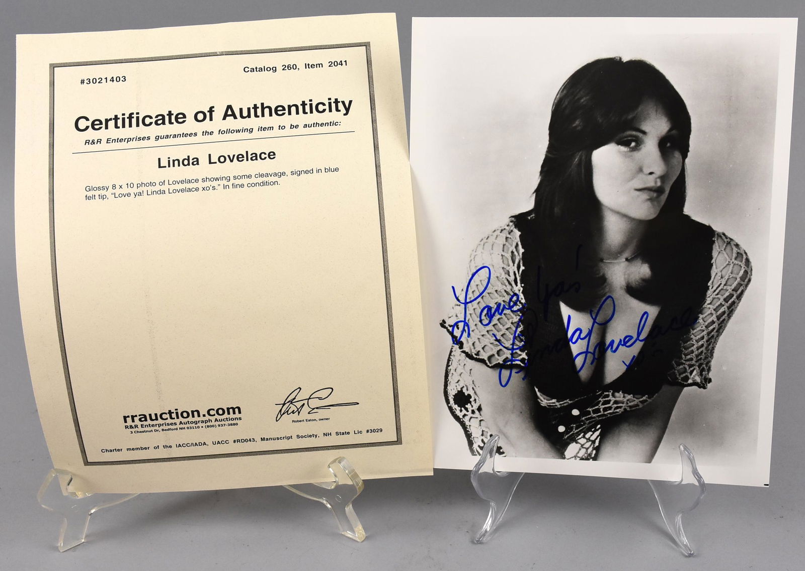 Signed Linda Lovelace B&W Publicity Photo, COA (1 of 2)