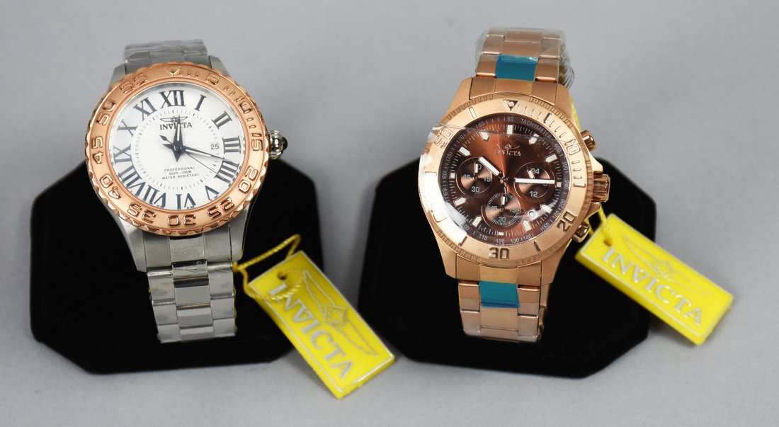 PAIR Invicta Pro Diver No. 14539/17368: Both watches appear to have never been used.