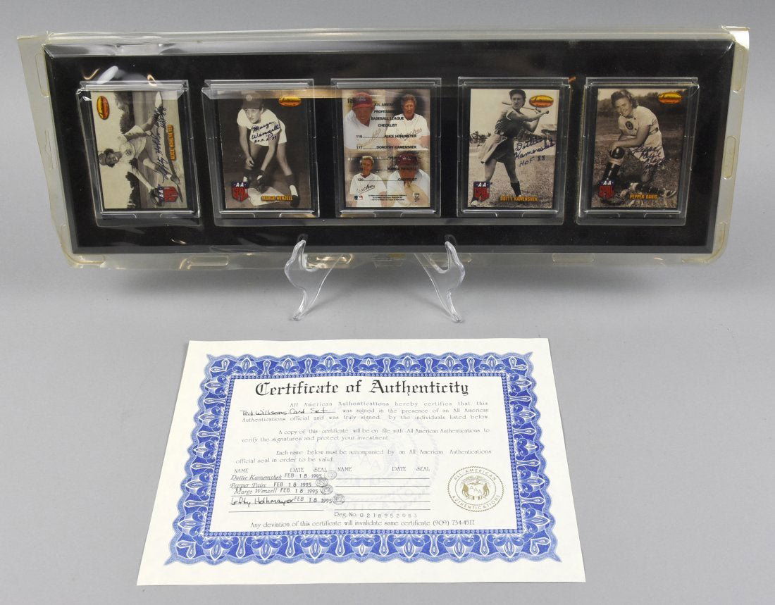 Ted Williams AAGPBL Player Signed, Dottie, Pepper (1 of 5)