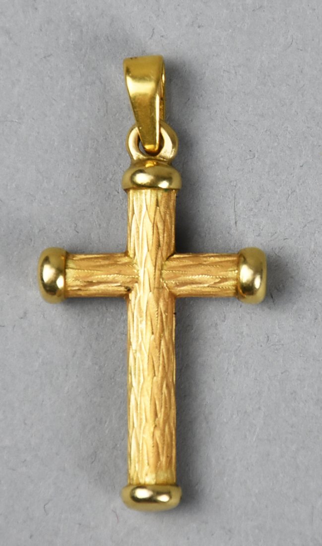 14K Yellow Gold Log Cross: Great looking cross is 14K and appears to be logs. There is what appears to be a mark at the top of the bale. Tests 14K with approx weight 2.6g.