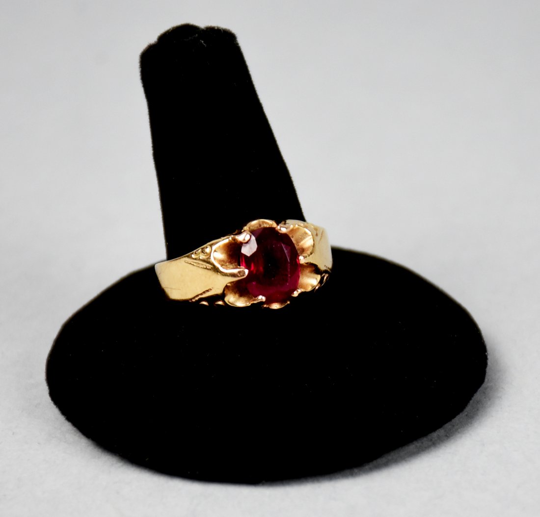 Vintage 10K Ruby Ring (1 of 6)