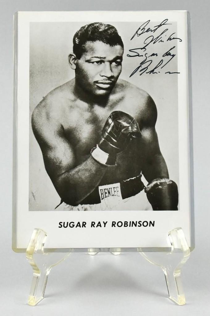 Vintage Sugar Ray Robinson Signed Photo (1 of 5)