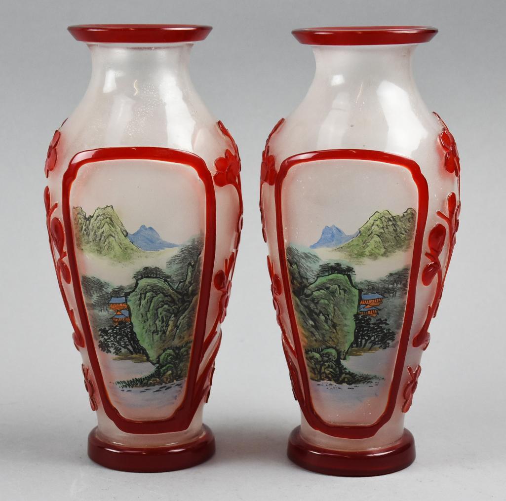 Pair Of Chinese Peking Glass Vases, Hand Painted Scene (1 of 9)