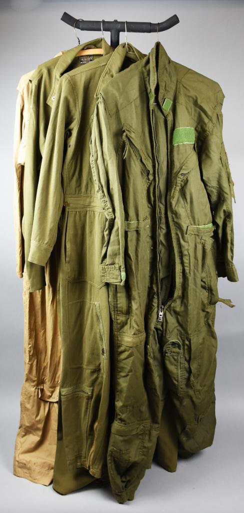 (4) WWII Era Army Airforce Flight Suits (1 of 12)