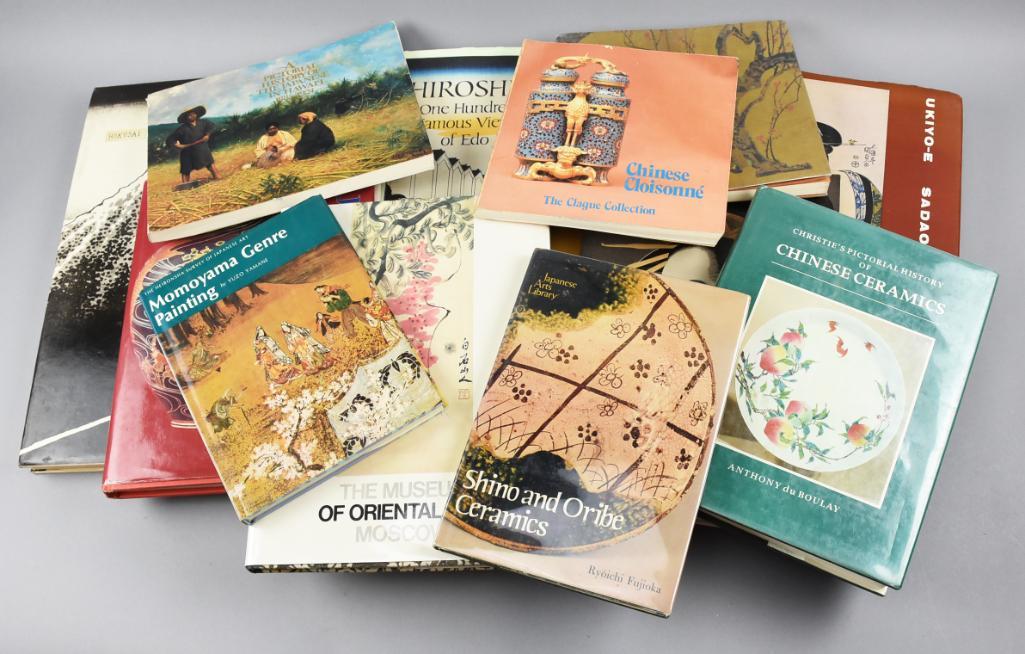 Lg Lot Vintage to Contemporary Asian Antique Ref Books (1 of 6)