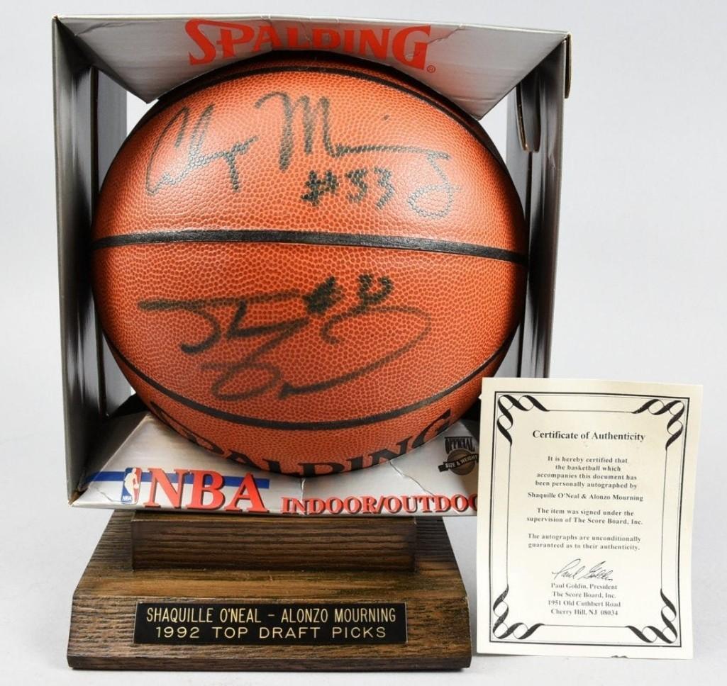Signed Basketball Shaquille O (1 of 3)
