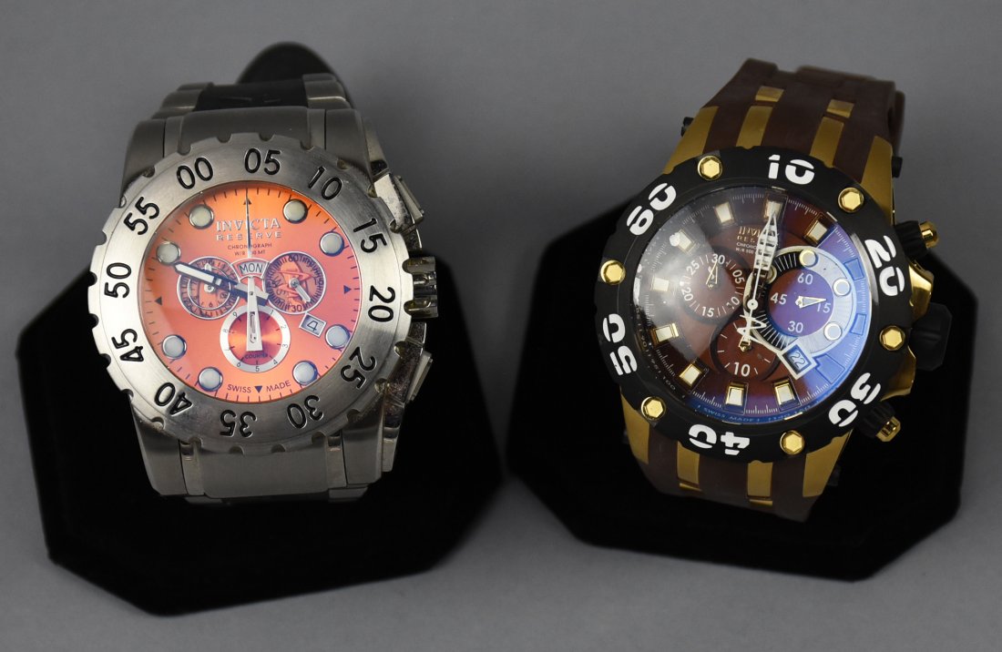 PAIR Invicta Reserve, No. 6657/0916: Each appear unused, both with rubber bands