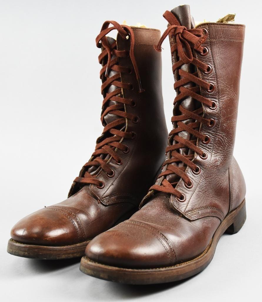 1953 US Army Paratrooper Jump Boots: These vintage 1953 US Army paratrooper boots are in very nice condition for their age. Can't see printing but I would say they are a size 11 or 12. Brown in color and come with both boots laced up. Le