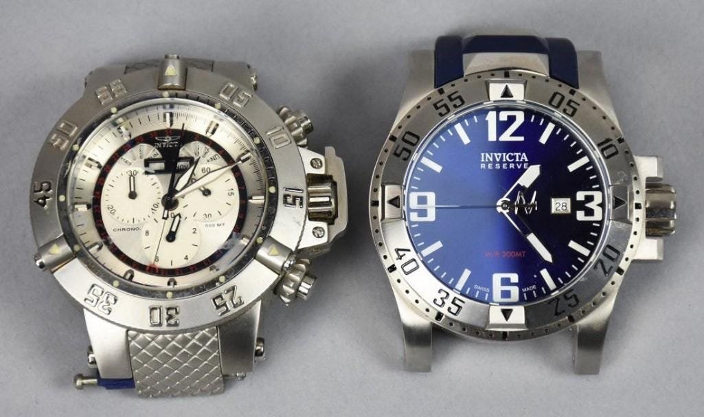 PAIR Invicta Reserve & Subaqua, No. 5696/6253: Both watches appear to have never been used, both will need replacement rubber bands.
