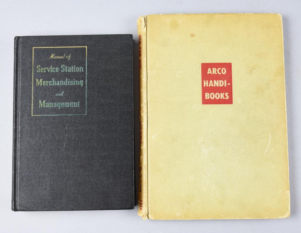 Arco-Handibooks, Old Car Book, 1st Ed Service Station (1 of 8)