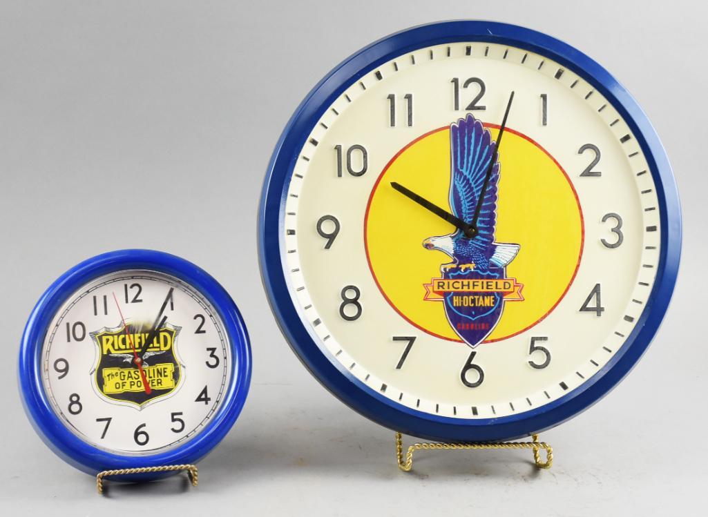 Contemporary Richfield Wall Clocks (1 of 7)