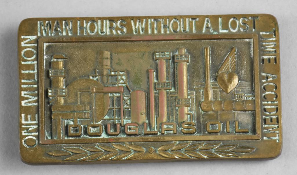 Vintage Douglas Oil One Million Man Hours Belt Buckle (1 of 2)
