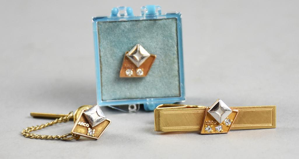 Vintage ARCO Service Pin 10K 2 Tie Tacks 1 Tie Bar (1 of 5)