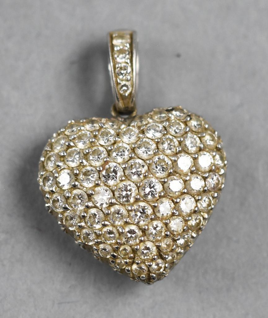 18K White Gold and Diamond Pave Heart Pendant (1 of 6)